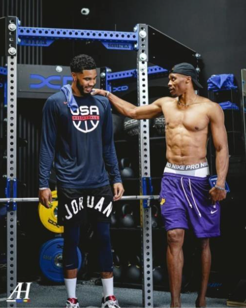 迟迟不表态 迟迟不表态